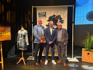Pictured: Tom Walsh (Moyne Villa Treasurer), Gear&oacute;id Farrelly (Comedian and Awards Ceremony Host) and PJ Walsh (Moyne Villa Committee Member).