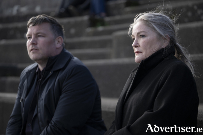 John Connors as Detective Eddie McDonagh and Kate Mulgrew as as NYPD Lieutenant Nora Savage